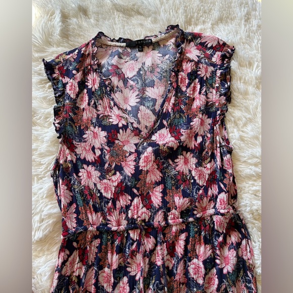 Sangria | Floral Midi Dress - Picture 2 of 6